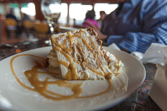 Schmoo Cake
